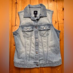 GAP Light Faded Blue Denim Shirt Vest